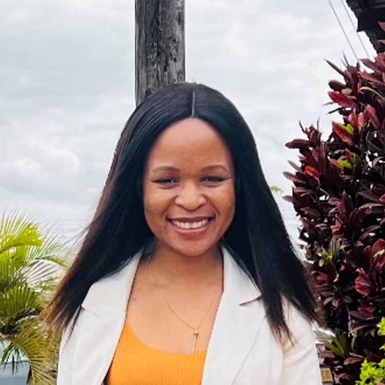 Maureen Luba