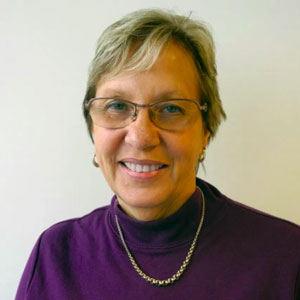 Portrait of Carolyn Gomes