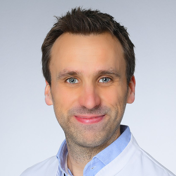 Henning Grüll