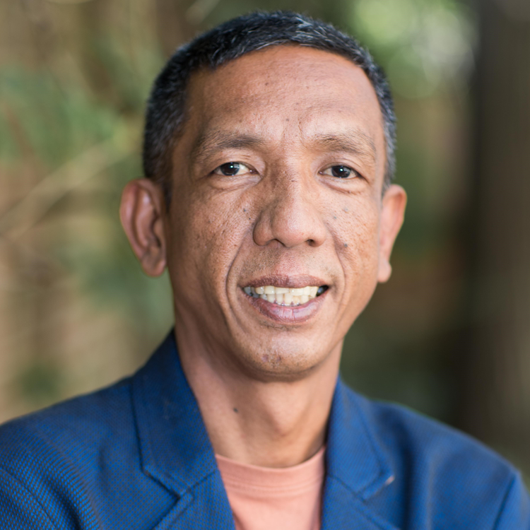 Omar Syarif