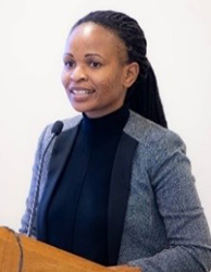 Photo of Maureen Luba