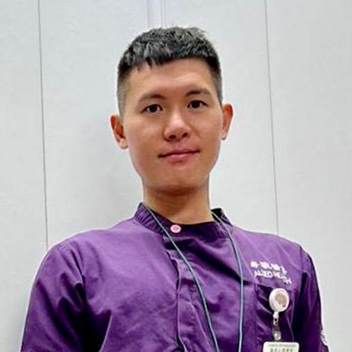 Dr Tam Barry